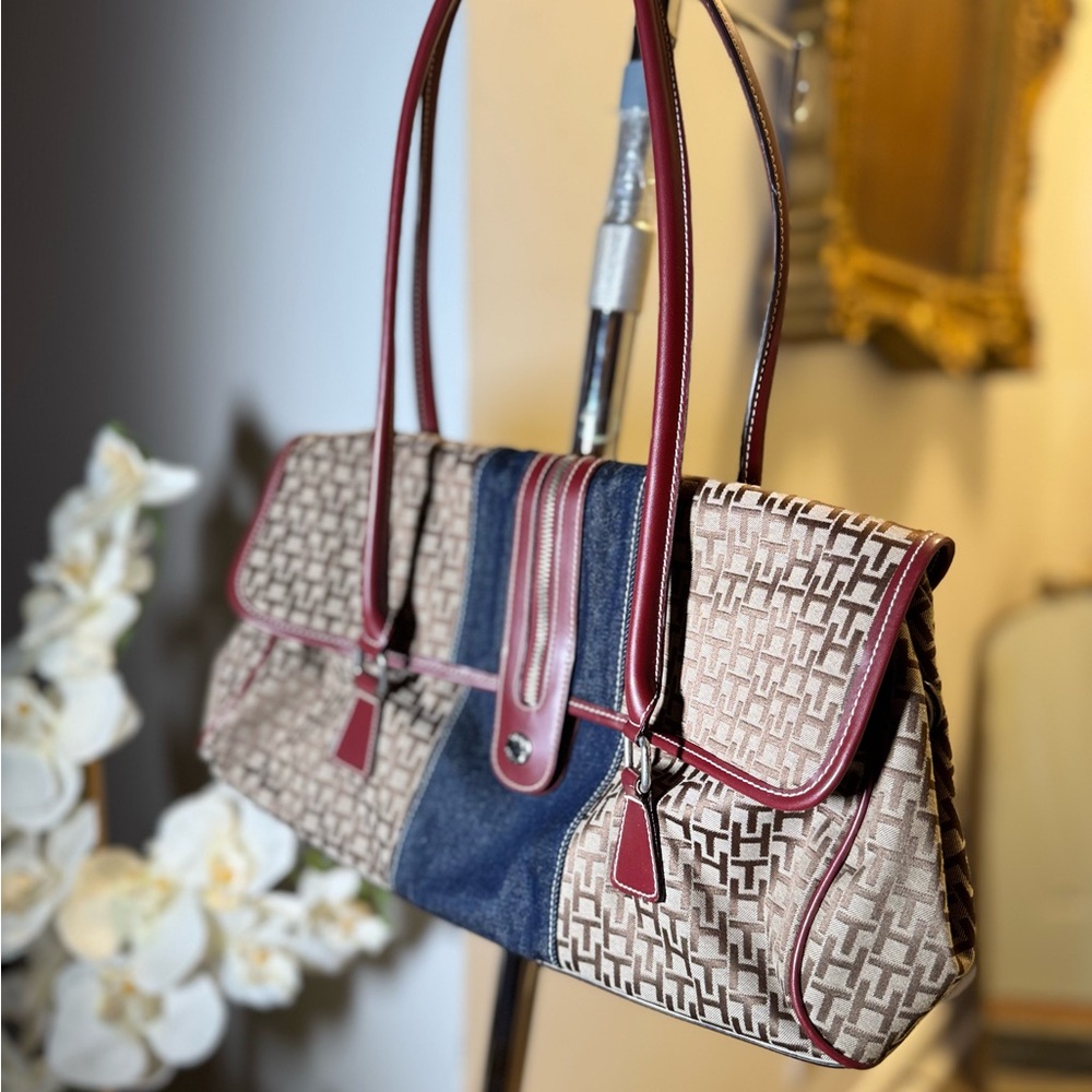 Tommy Hilfiger Purse
